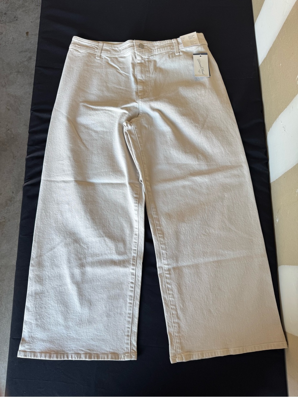 Universal Thread Womens High Rise Sailor Wide Leg Pants Khaki Off White NWT